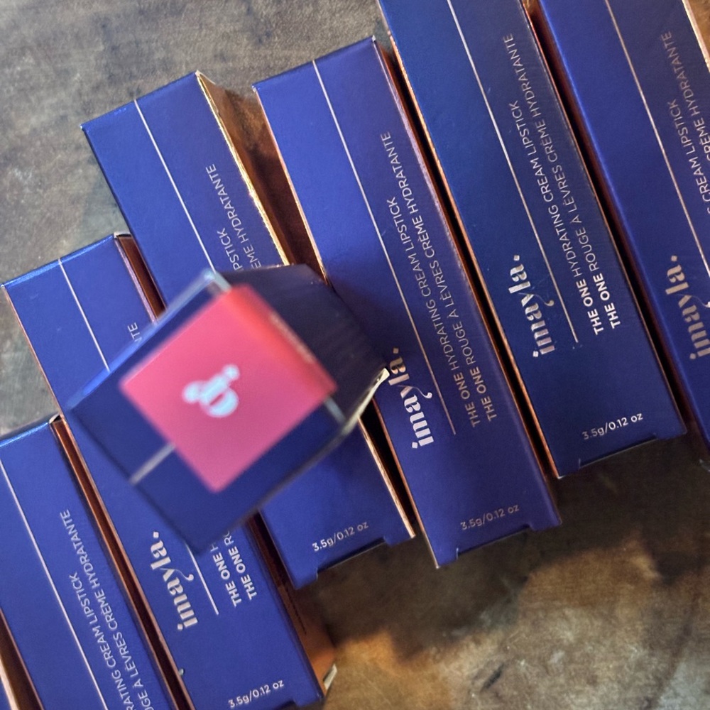 imayla THE ONE Hydrating Cream Lipstick Library- Set of 8 - Picture 9 of 10